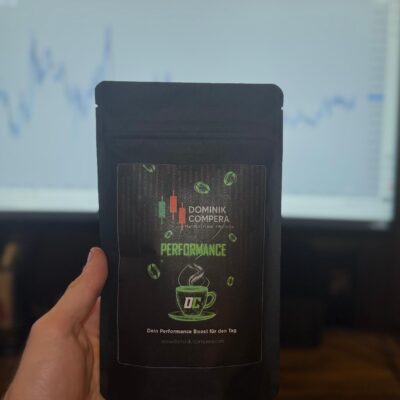 Performance Kaffee Dominik Compera